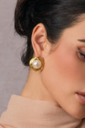 Irregular Edge Pearl Earrings